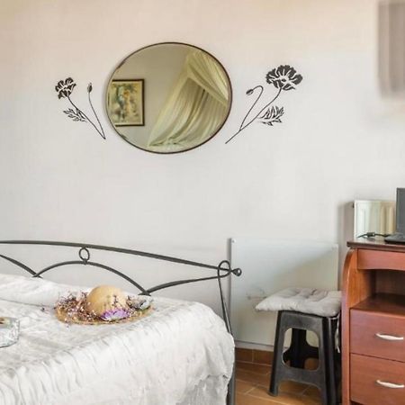 Mantouki Makis Sea-View Apartment-Corfu Port מראה חיצוני תמונה